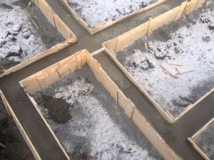 Строительство ленточного фундамента зимой